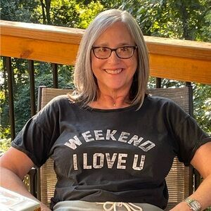 Meet your Posher, Lori